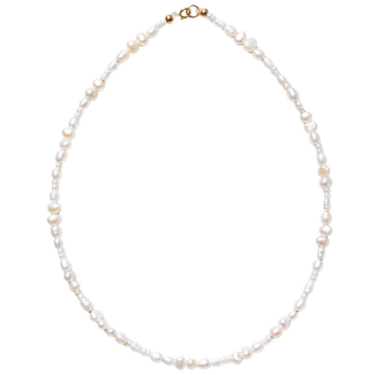 Mixed pearl necklace with transparent background